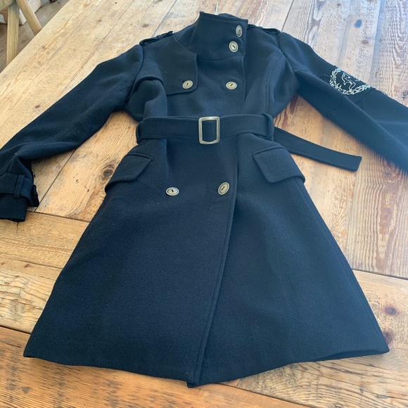 Meet your Posher, Jennifer - Picture 2 of 3